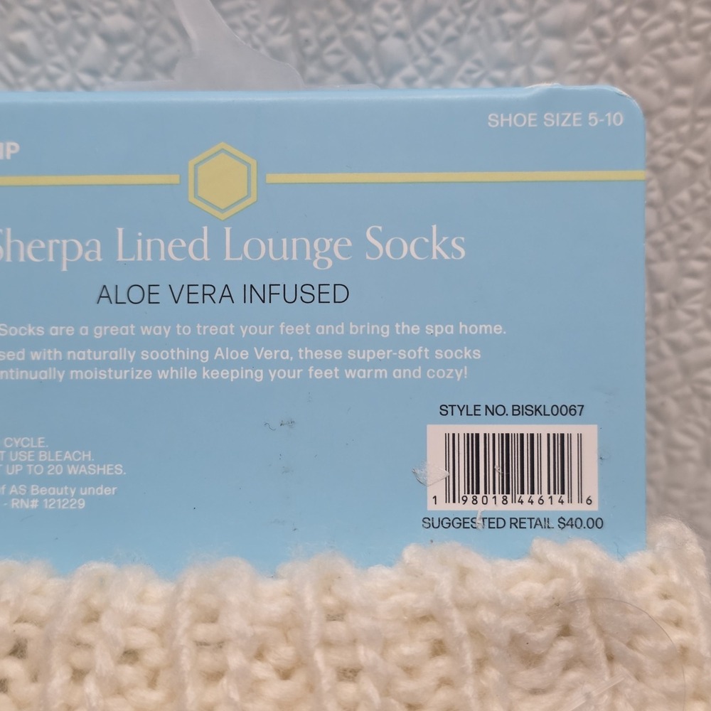 Bliss Spa Lounge Socks Womens 5-10 Blue Aloe Infused Sherpa Lined Slipper Socks - Picture 8 of 15